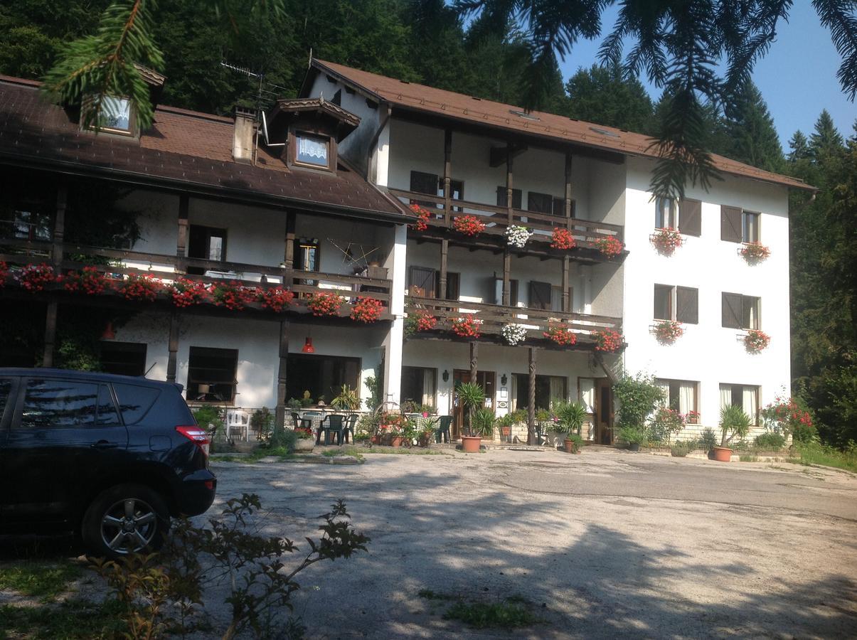 Albergo Club21 Lavarone Exterior foto